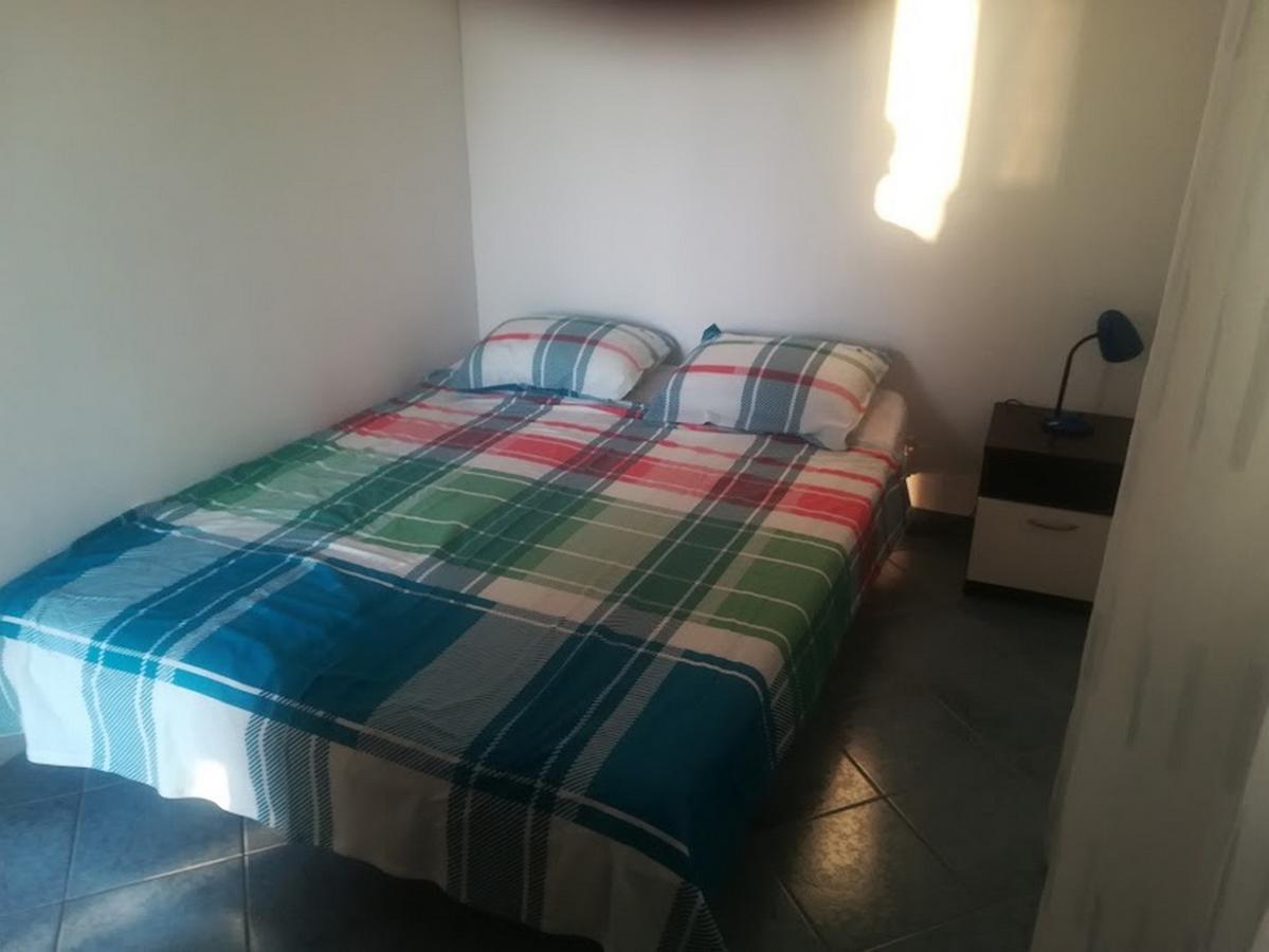 Apartments Barisic Hrvatskih Zrtava 404 Seget Vranjica Трогір Екстер'єр фото