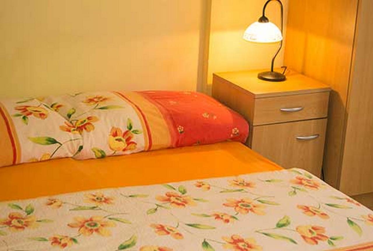 Apartments Barisic Hrvatskih Zrtava 404 Seget Vranjica Трогір Екстер'єр фото