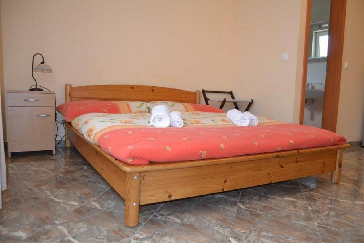 Apartments Barisic Hrvatskih Zrtava 404 Seget Vranjica Трогір Екстер'єр фото