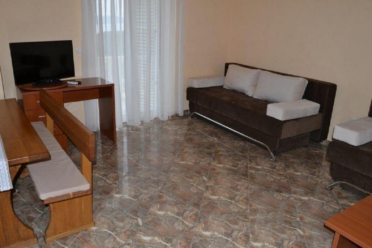 Apartments Barisic Hrvatskih Zrtava 404 Seget Vranjica Трогір Екстер'єр фото