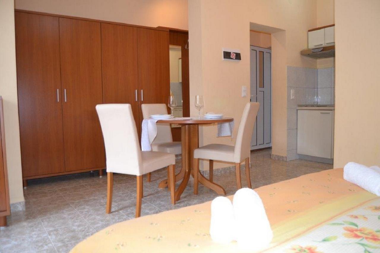 Apartments Barisic Hrvatskih Zrtava 404 Seget Vranjica Трогір Екстер'єр фото