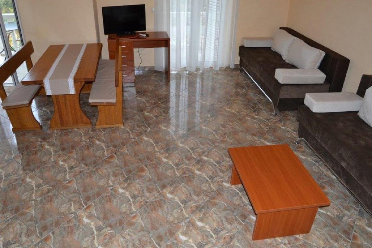 Apartments Barisic Hrvatskih Zrtava 404 Seget Vranjica Трогір Екстер'єр фото